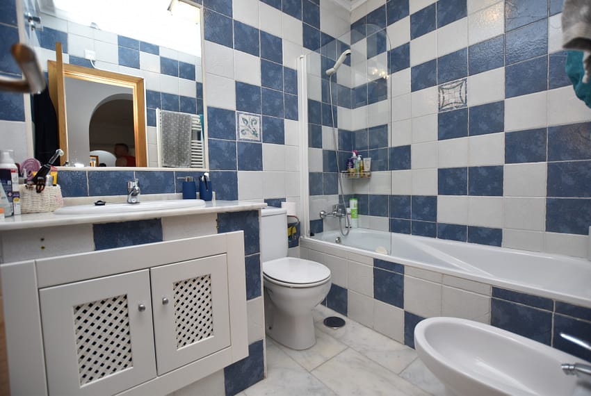 CC1-30018-210-image-17