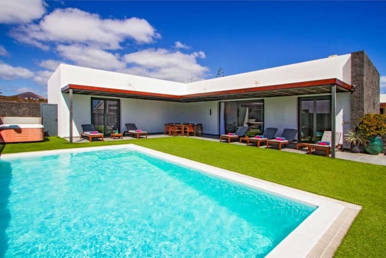 Villa for rent in Lanzarote