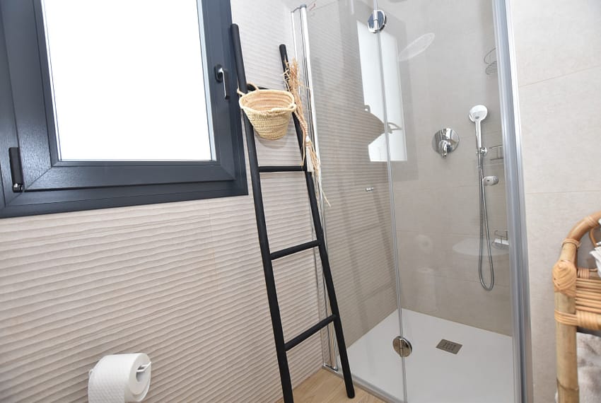 CC1-30073-210-image-15