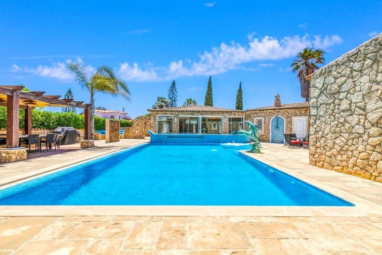 Villa for rent in Algarve