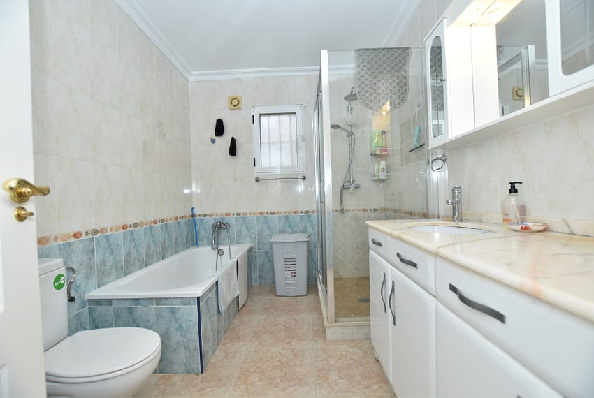 CC1-30083-210-image-17