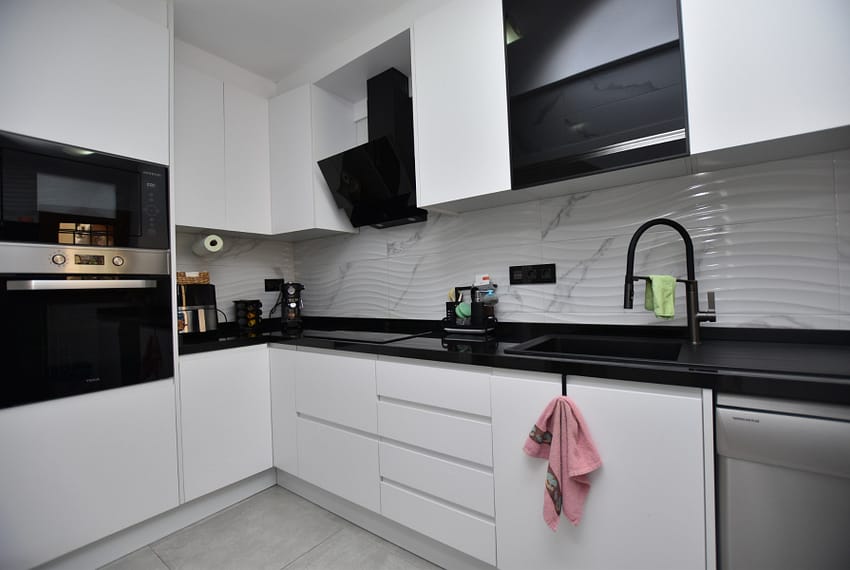 CC1-30018-210-image-13