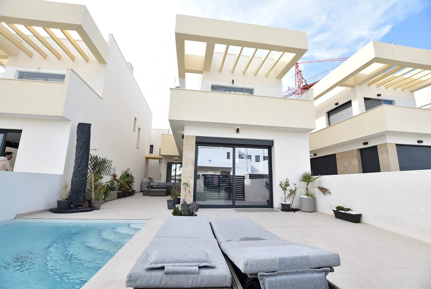 CC1-30094-210-image-42