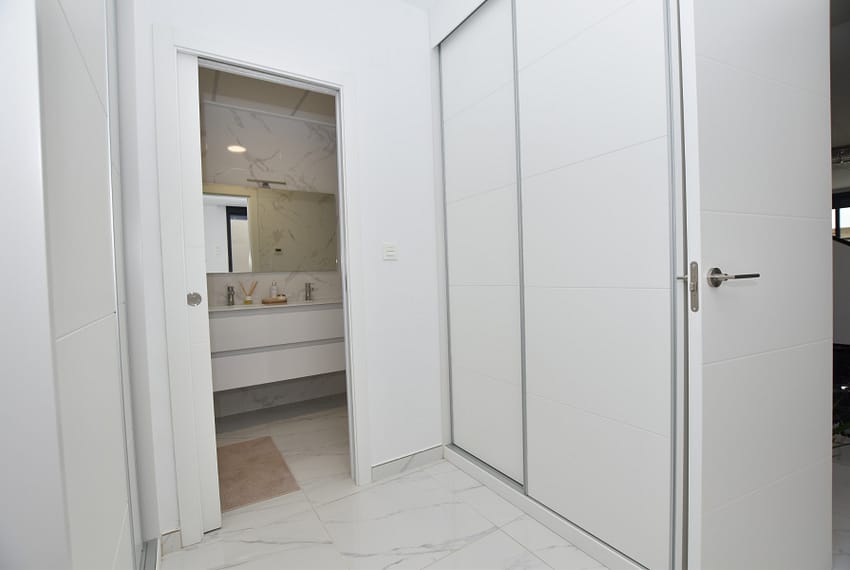 CC1-30094-210-image-13