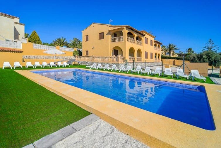 Villa for rent in Costa Blanca