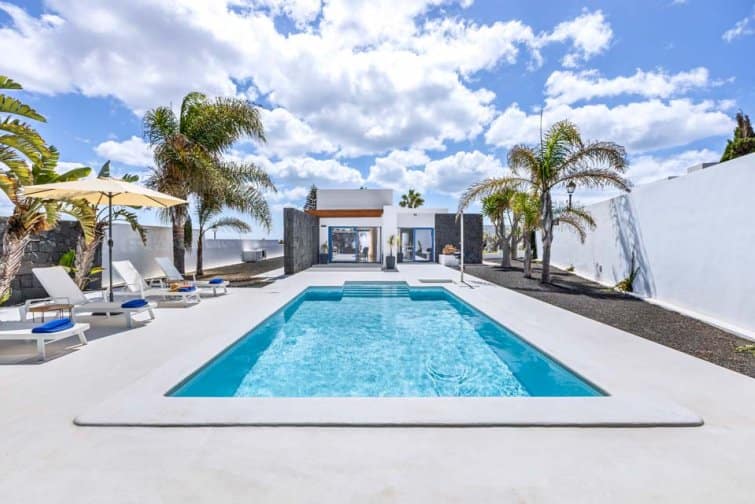 Villa for rent in Lanzarote