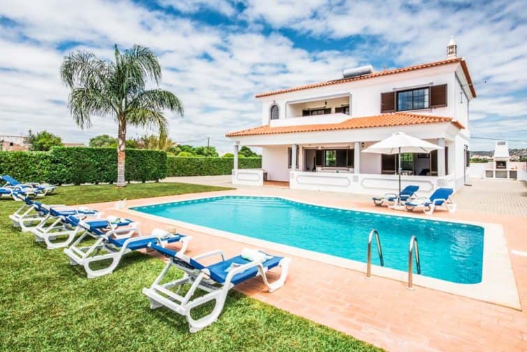 Villa for rent in Algarve