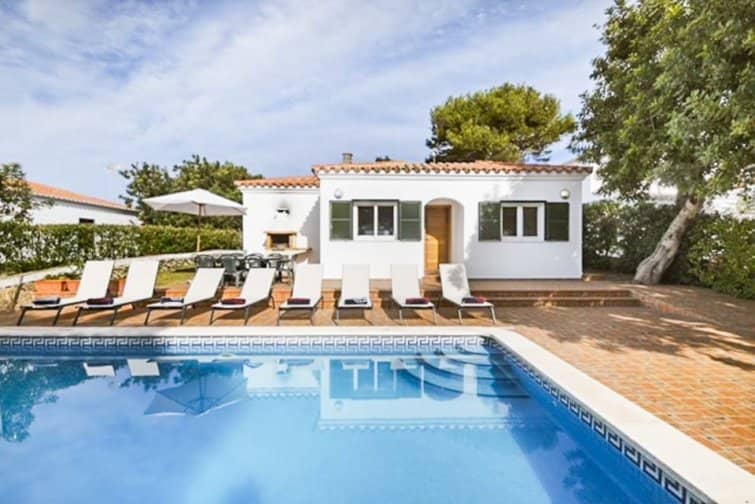 Villa for rent in Menorca