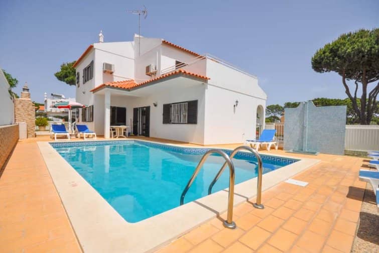 Villa for rent in Algarve