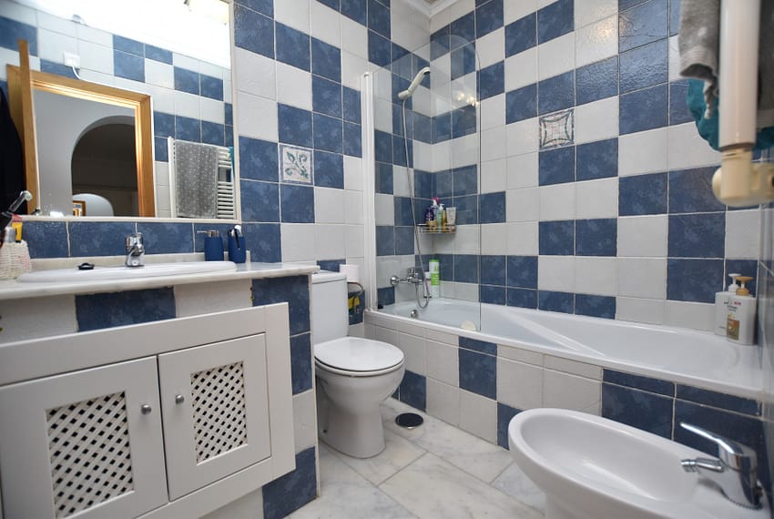 CC1-30018-210-image-18