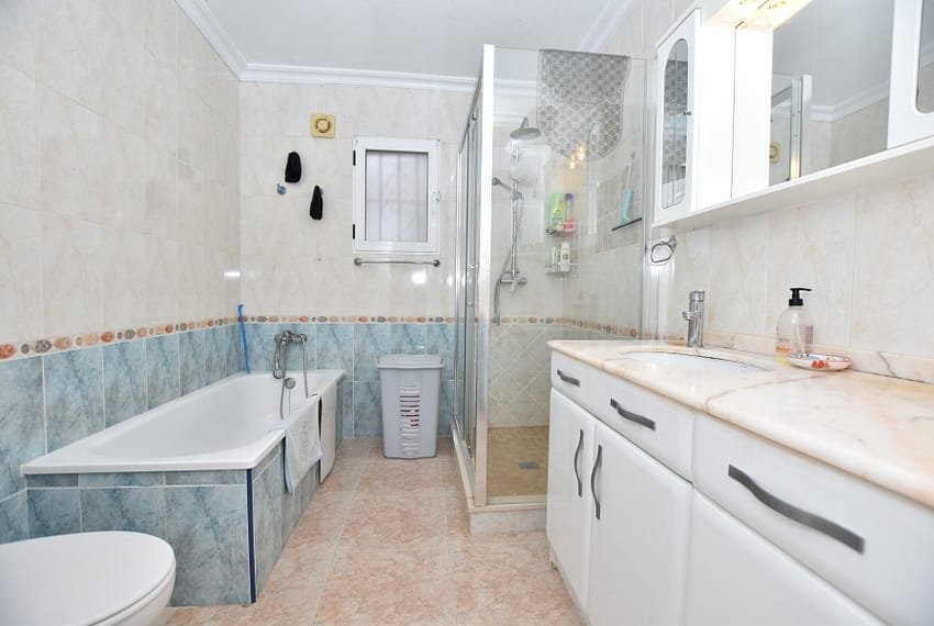 CC1-30083-210-image-19