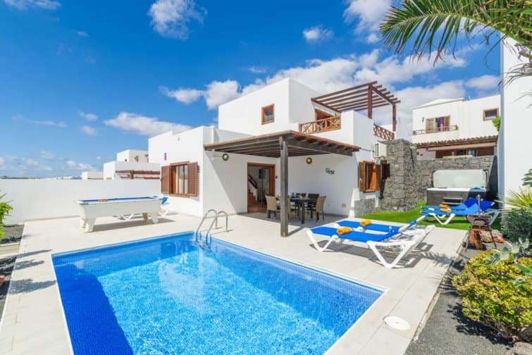 Villa for rent in Lanzarote