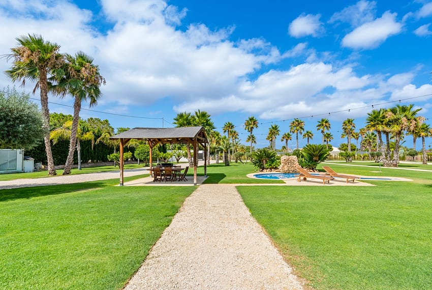 MM-003409-49-image-47