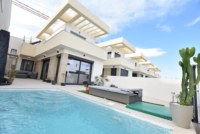 CC1-30094-210-image-38