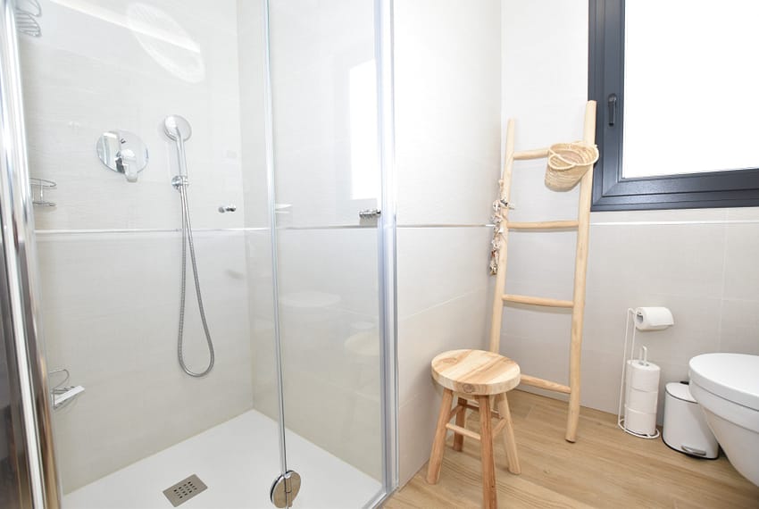 CC1-30073-210-image-10