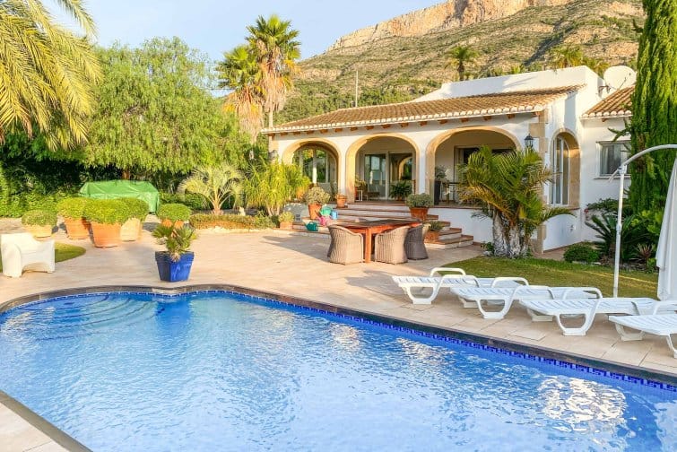 Villa for rent in Costa Blanca