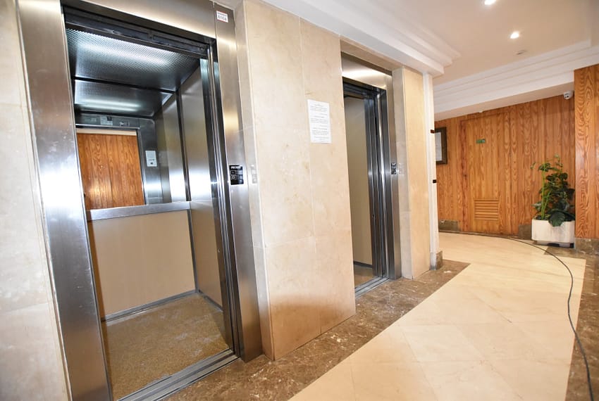 CC1-30032-210-image-33