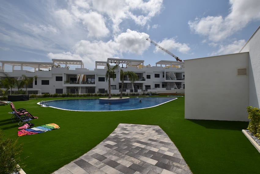 CC1-30073-210-image-32