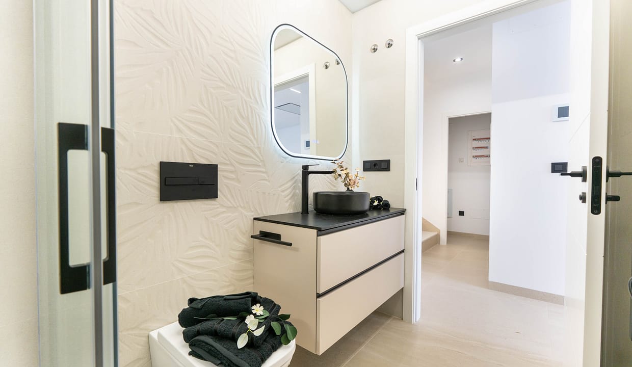 hh30892676-01-image-20