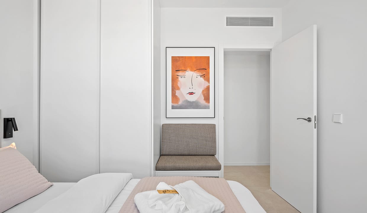 hh81526553-02-image-48