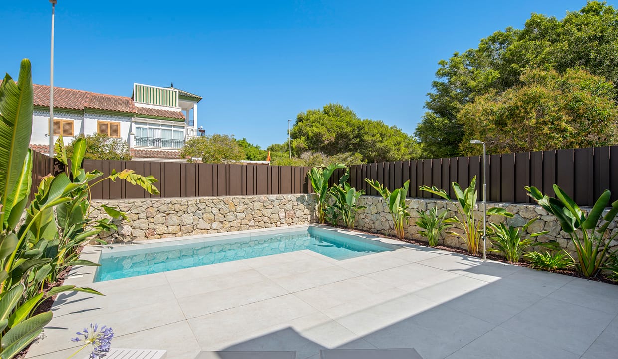 hh63389860-01-image-31