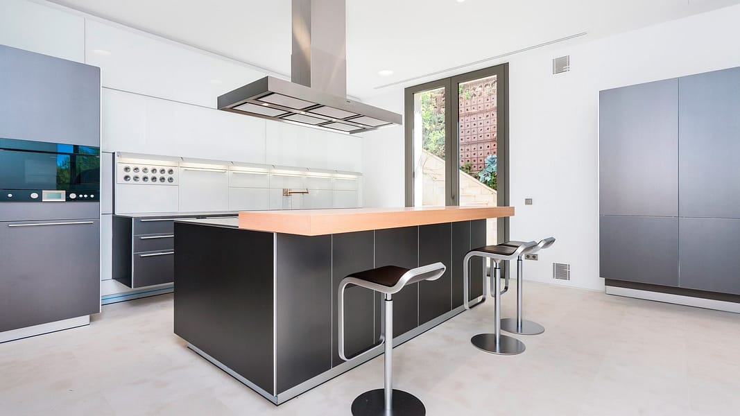 Beachfront Modern Luxury Villa with Spectacular Views in Camp de Mar