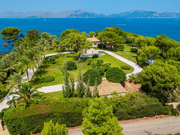 Luxury Estate Alcudia Mallorca