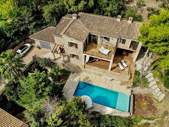 Villa with Infinity Pool in Cala Deià