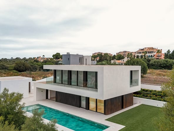 New built villa in Cala Millor 9