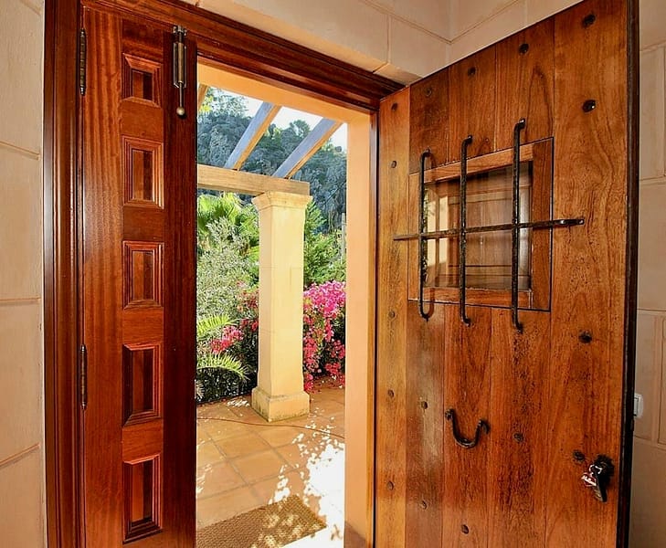 Villa with Infinity Pool in Cala Deià