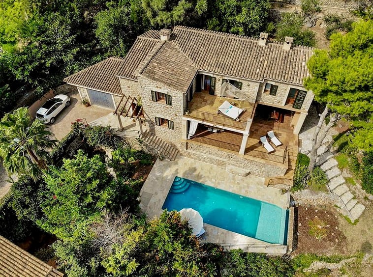 Villa with Infinity Pool in Cala Deià