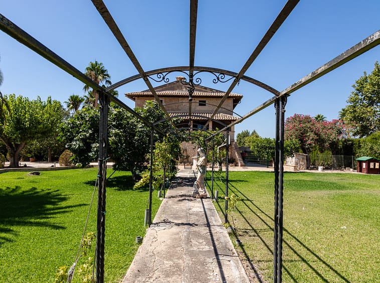 Luxury Property in Santa Maria Mallorca