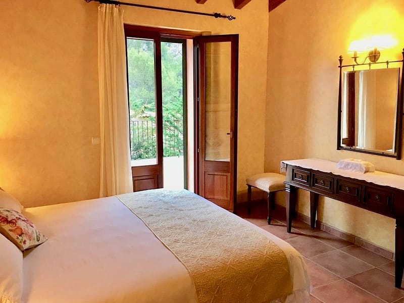 Villa with Infinity Pool in Cala Deià