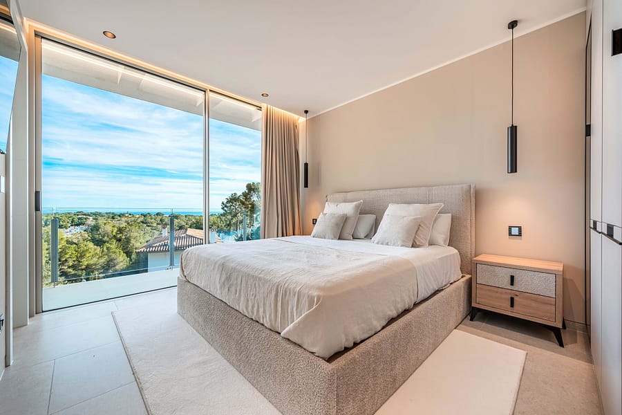 Luxury New Build Villa in Portals 5