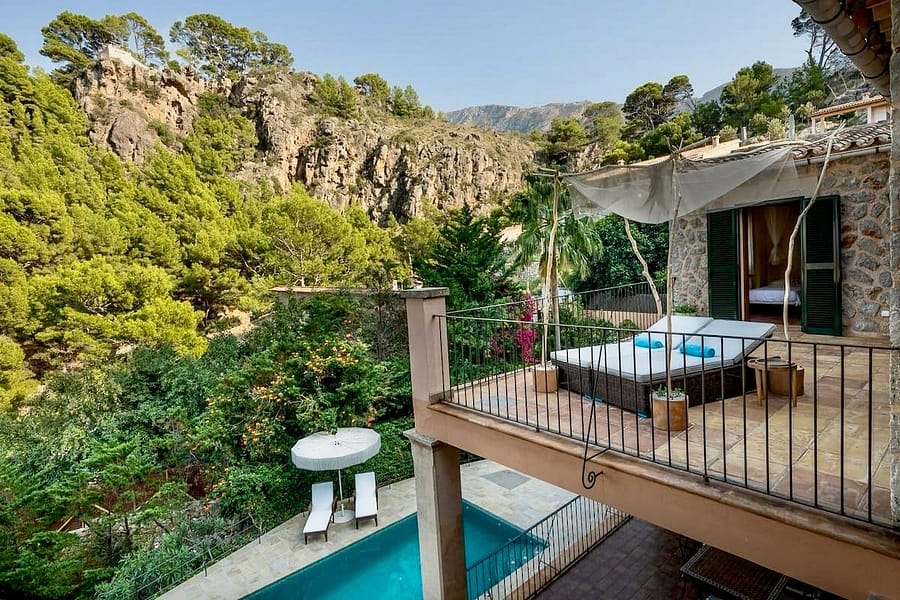 Villa with Infinity Pool in Cala Deià