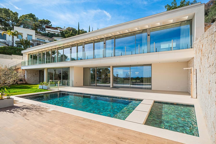 Luxury New Build Villa in Portals 11