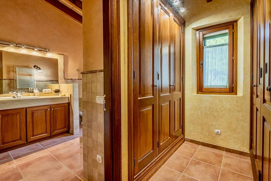 Villa with Infinity Pool in Cala Deià