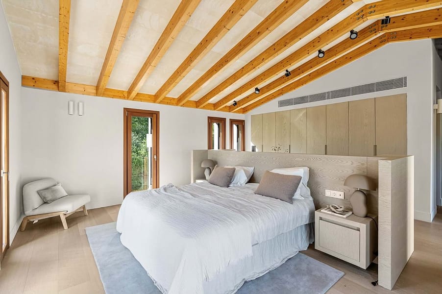 Finca Es Castell – The southeast of Mallorca at its finest: Calm, exclusive, and full of quality of life.