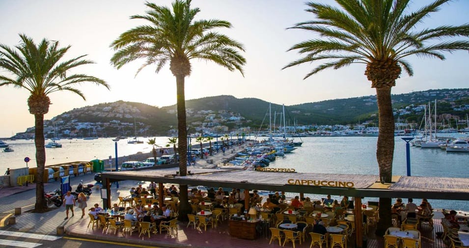 Cappuccino in Port Andratx - The AgencyRE Mallorca