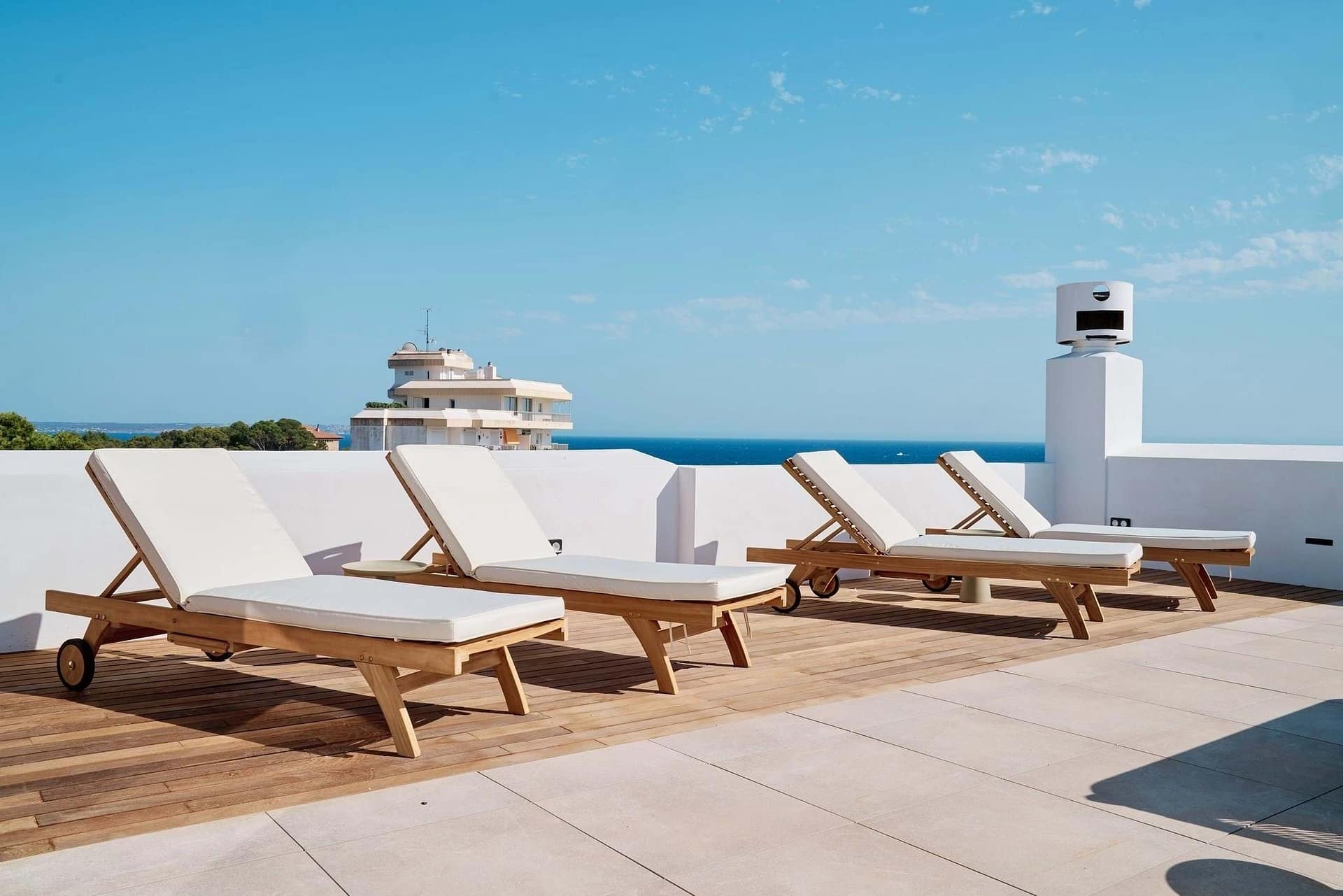 Luxury Penthouse “The View” – Beachfront Living, Close to Palma, with 130 m² Private Rooftop Terrace