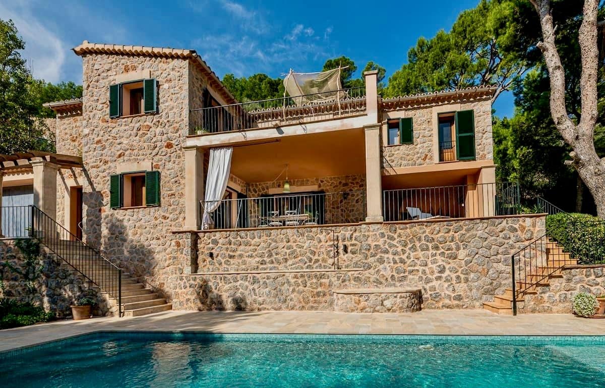 Villa with Infinity Pool in Cala Deià