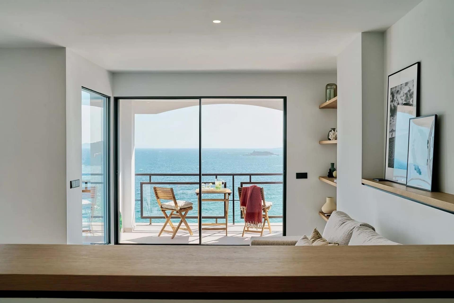 Luxury Penthouse “The View” – Beachfront Living, Close to Palma, with 130 m² Private Rooftop Terrace