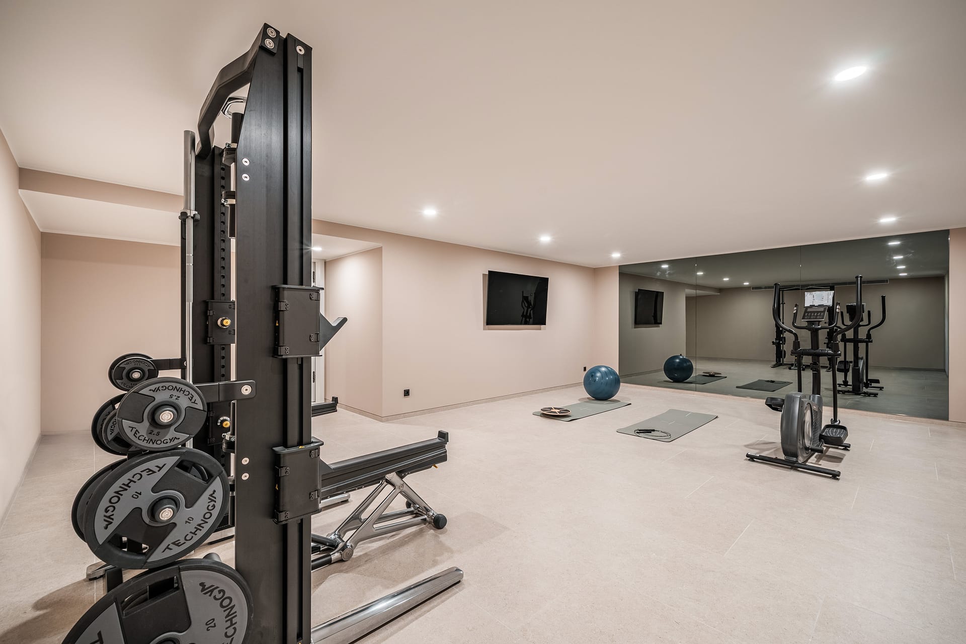 Luxury New Build Villa in Portals 17