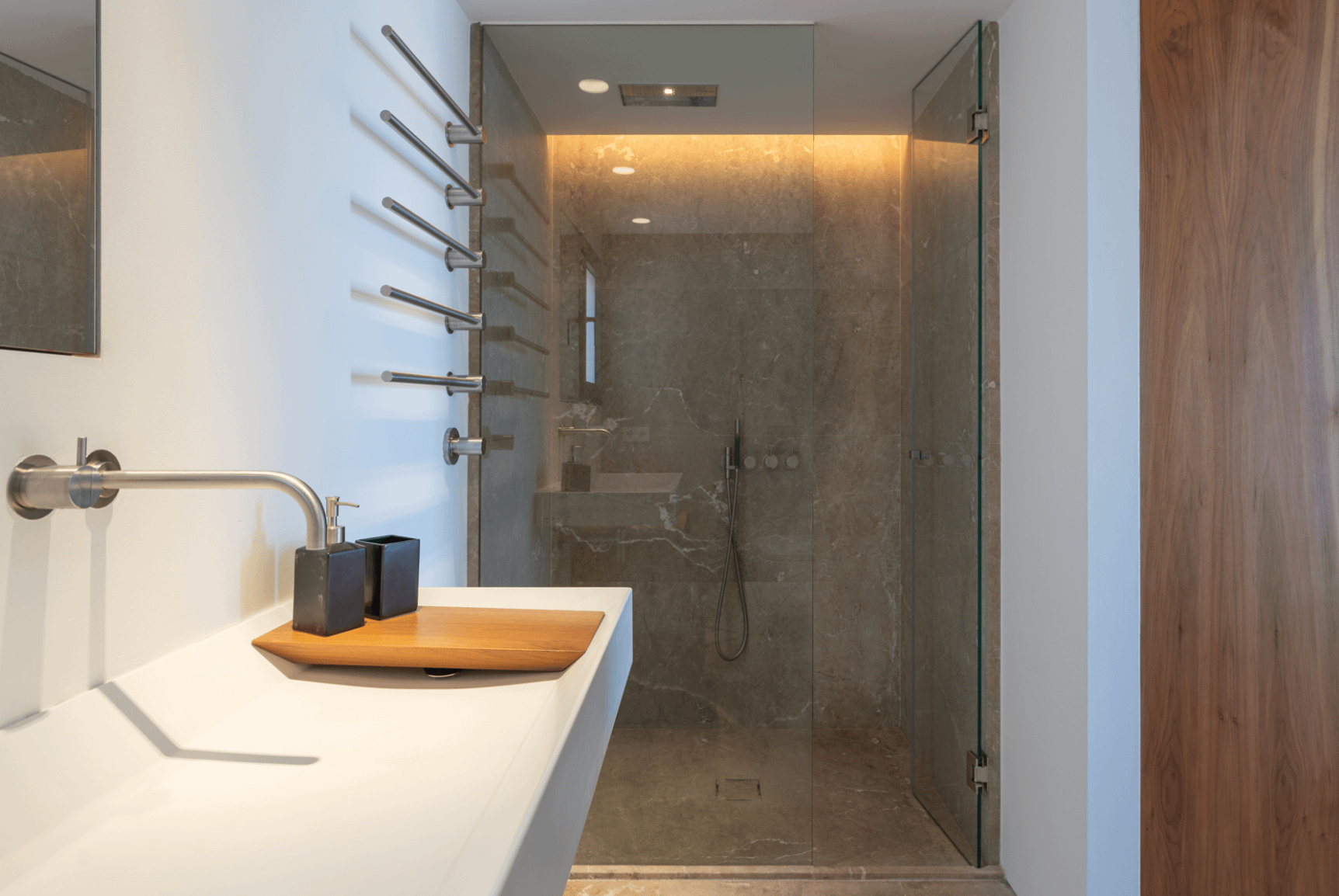 Unique Luxury Frontline Townhouse Directly on the Beach in Portixol