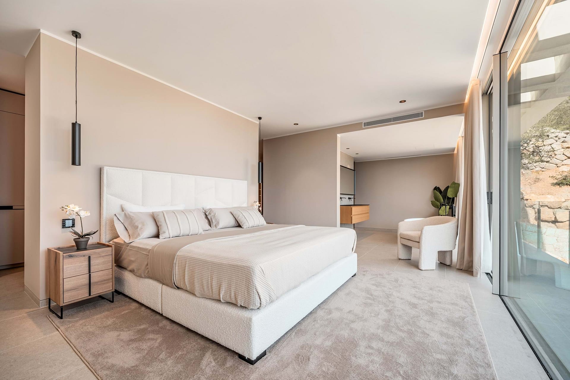 Luxury New Build Villa in Portals 6