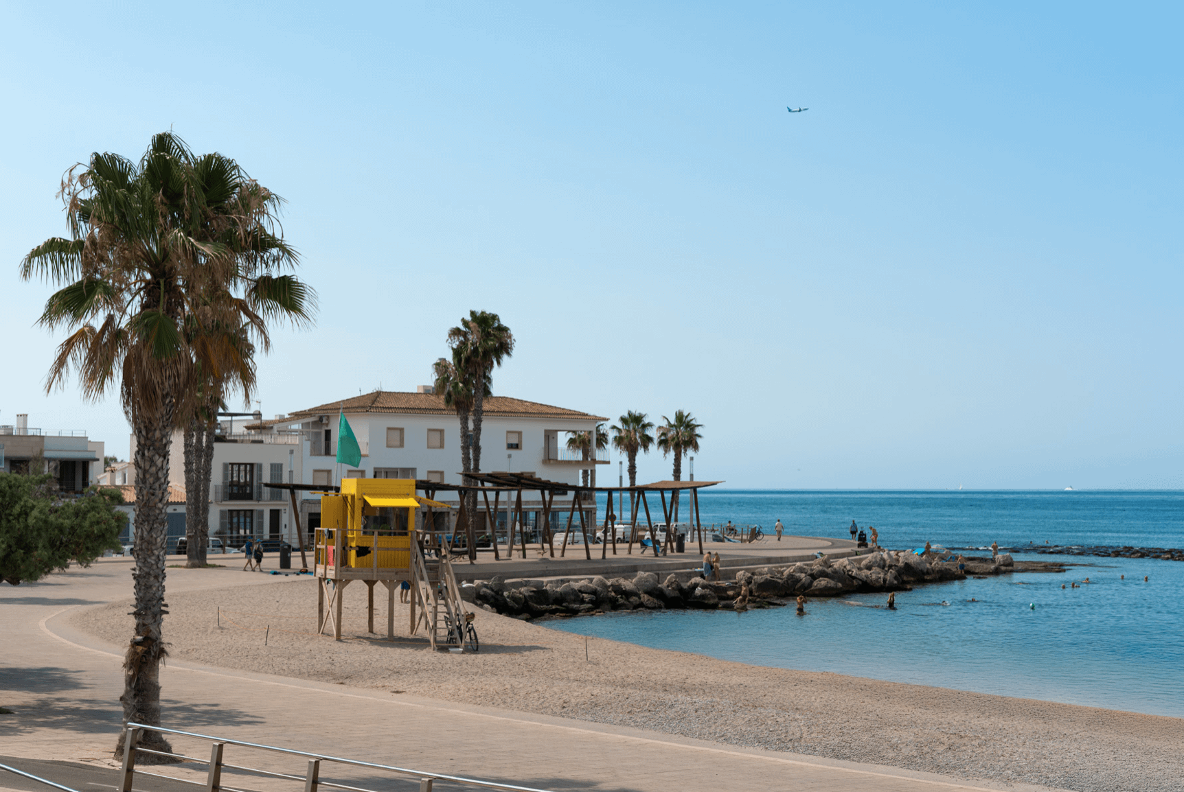 Unique Luxury Frontline Townhouse Directly on the Beach in Portixol