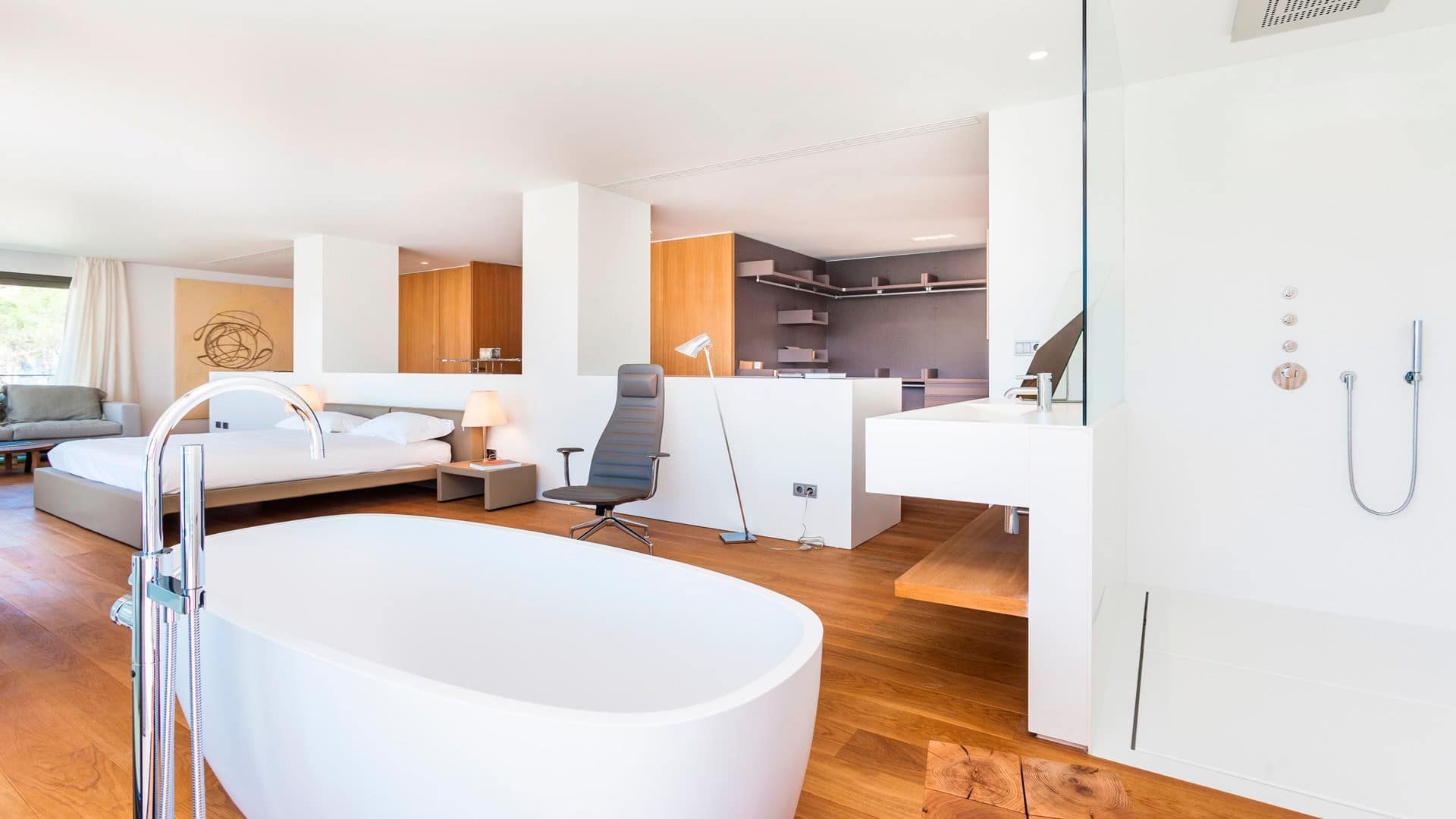 Beachfront Modern Luxury Villa with Spectacular Views in Camp de Mar