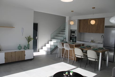 hh73940783-02-image-31