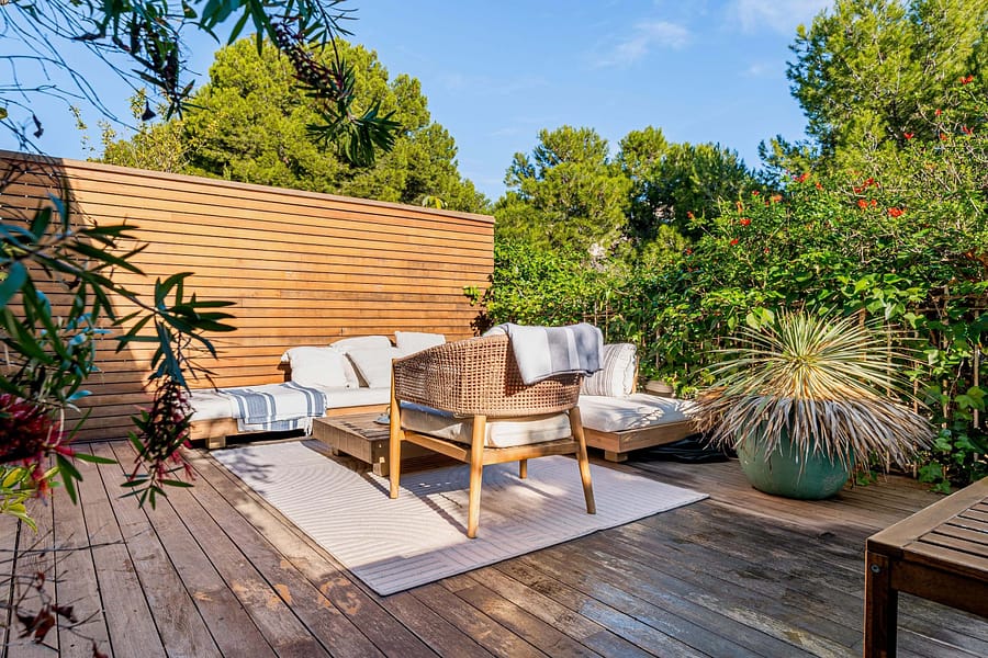 Meticulously Renovated Townhouse in Prime Son Espanyolet