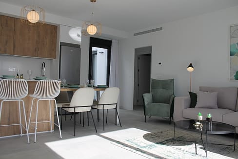 hh73940783-02-image-28